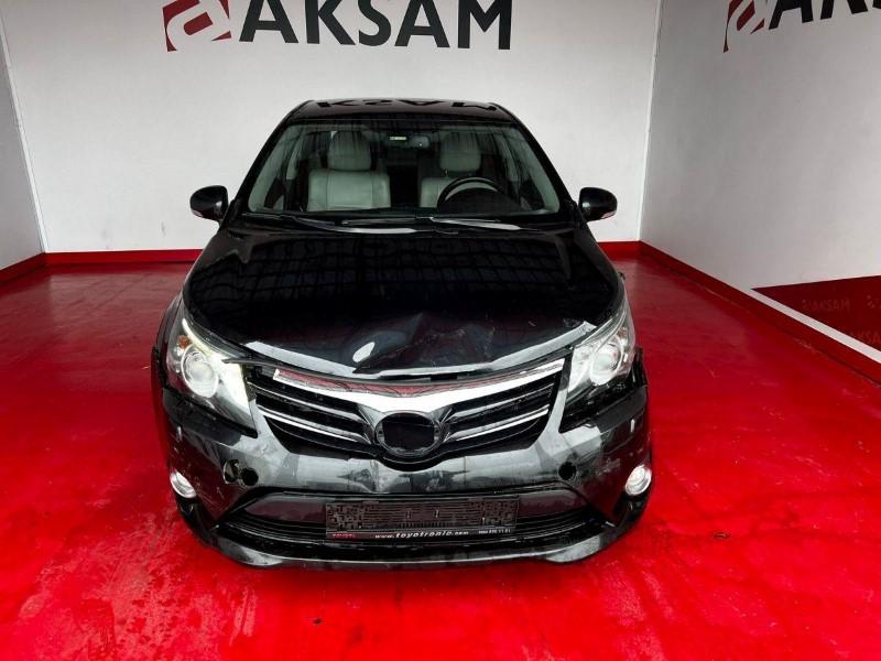 2012 TOYOTA AVENSIS 2.0 PREMIUM MULTIDRIVE S (MC)