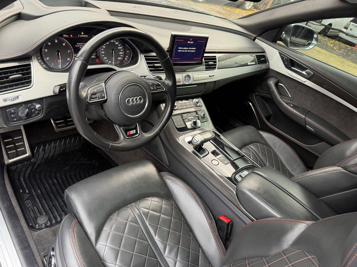 2015 AUDI S8 4.0 TFSI 520 QUATTRO TIPTRONIC