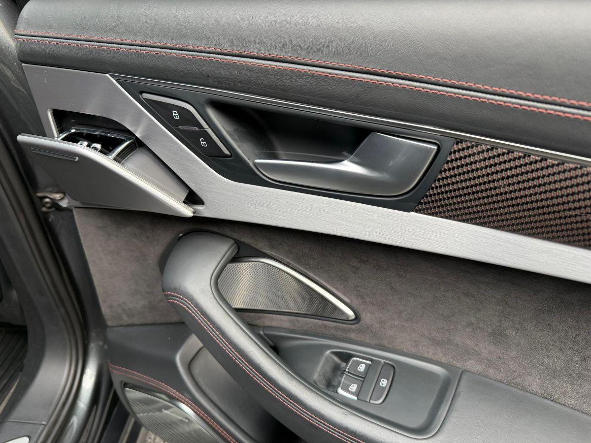 2015 AUDI S8 4.0 TFSI 520 QUATTRO TIPTRONIC