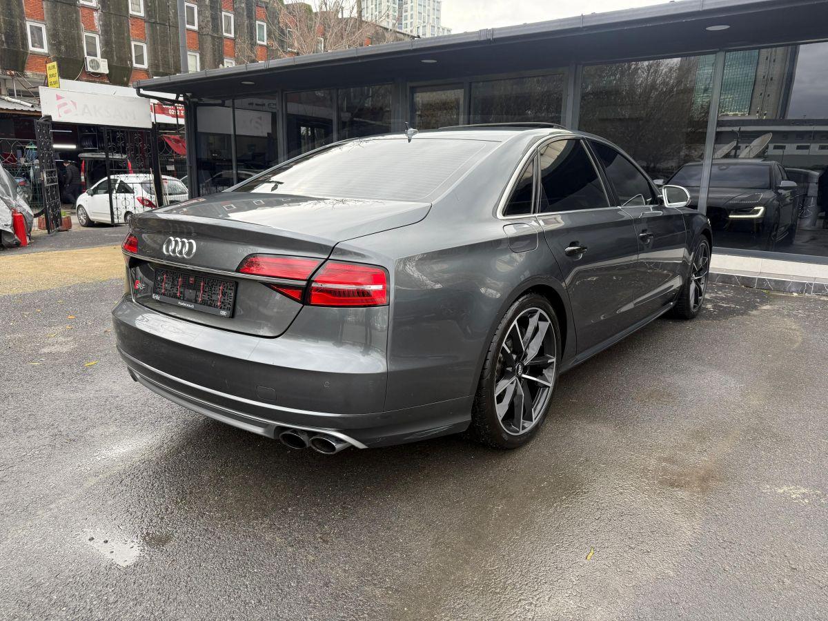 2015 AUDI S8 4.0 TFSI 520 QUATTRO TIPTRONIC