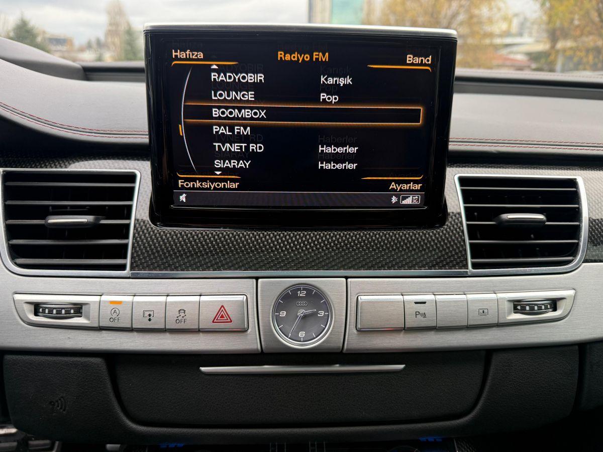 2015 AUDI S8 4.0 TFSI 520 QUATTRO TIPTRONIC